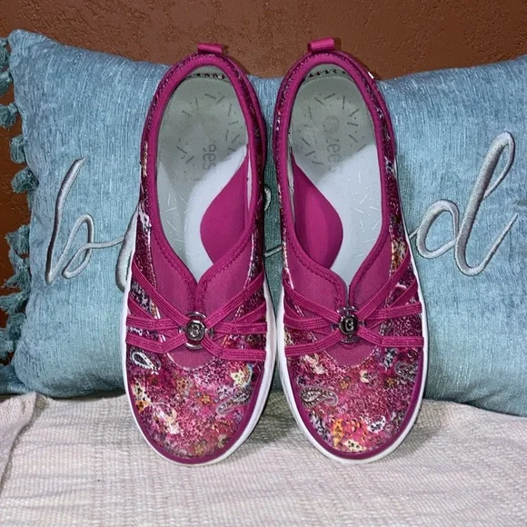 Bzees women’s comfort shoe - Picture 6 of 8